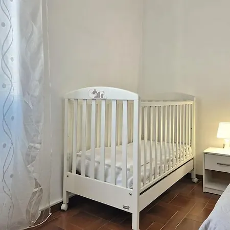 Pochi Passi Dal Mareampia Casa & Cortile Privato