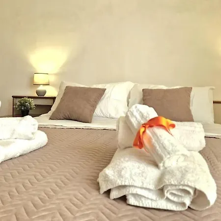 Pochi Passi Dal Mareampia Casa & Cortile Privato *