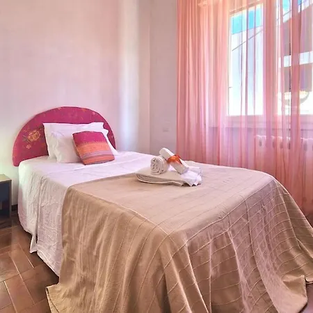 Pochi Passi Dal Mareampia Casa & Cortile Privato *