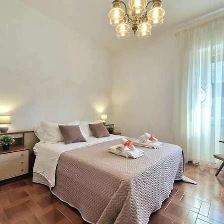 Pochi Passi Dal Mareampia Casa & Cortile Privato Porto SantʼElpidio