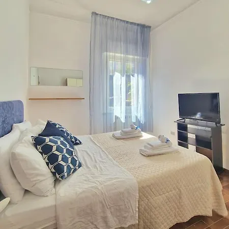 Apartment Pochi Passi Dal Mareampia Casa & Cortile Privato